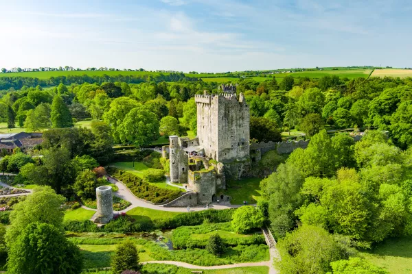 Explore Ireland by Rail with Railbookers&excl;