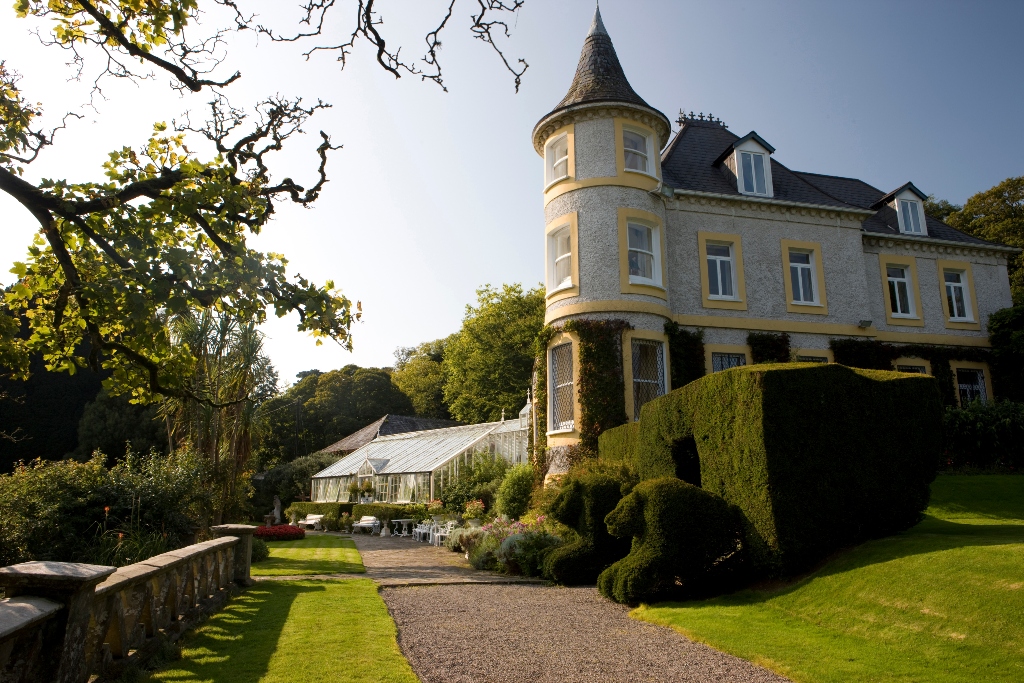 Vista della tenuta di Lisselan, una casa di campagna e i giardini vicino a Clonakilty, nella contea di Cork.