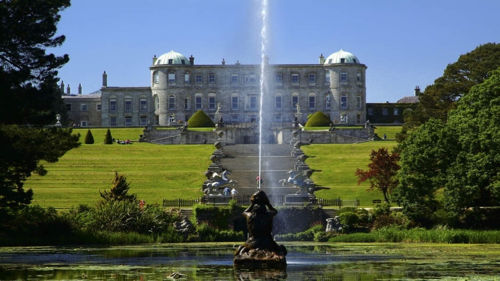 Powerscourt House and Gardens FR
