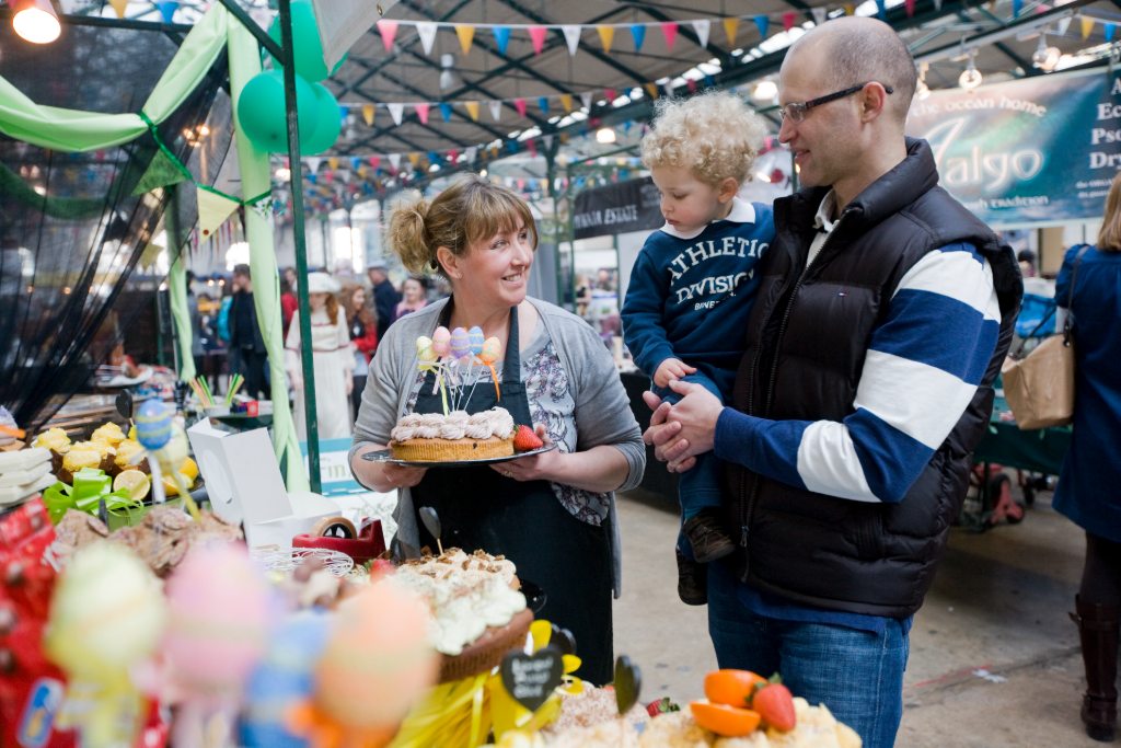 Belfast-budget-Georges-Market-inset-cms