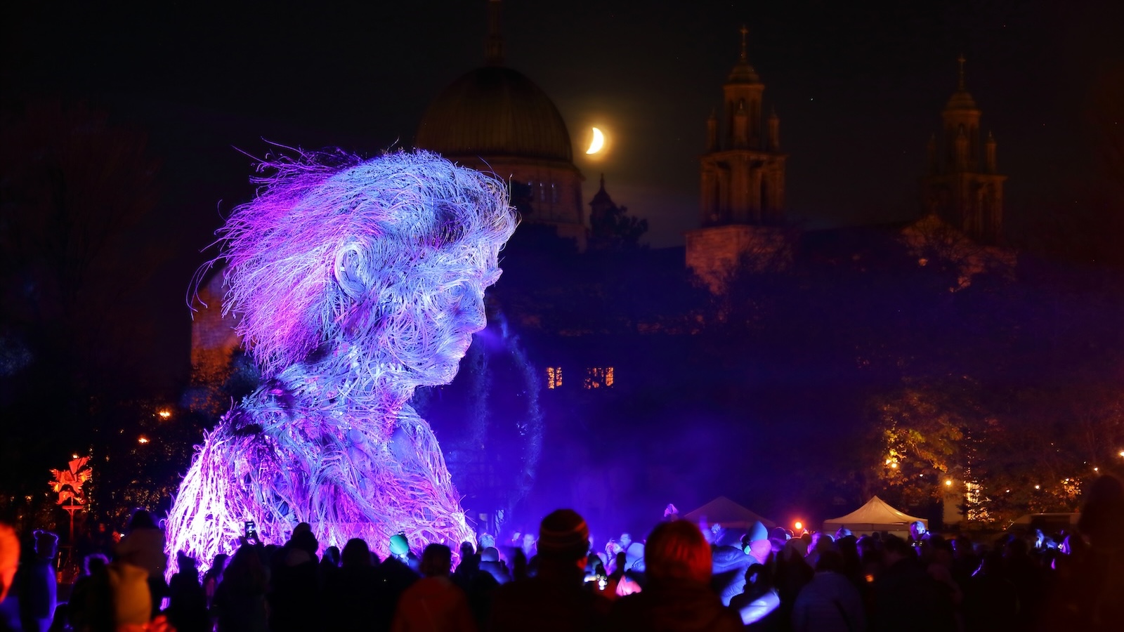 ireland-home-of-halloween-macnas-parade-galway