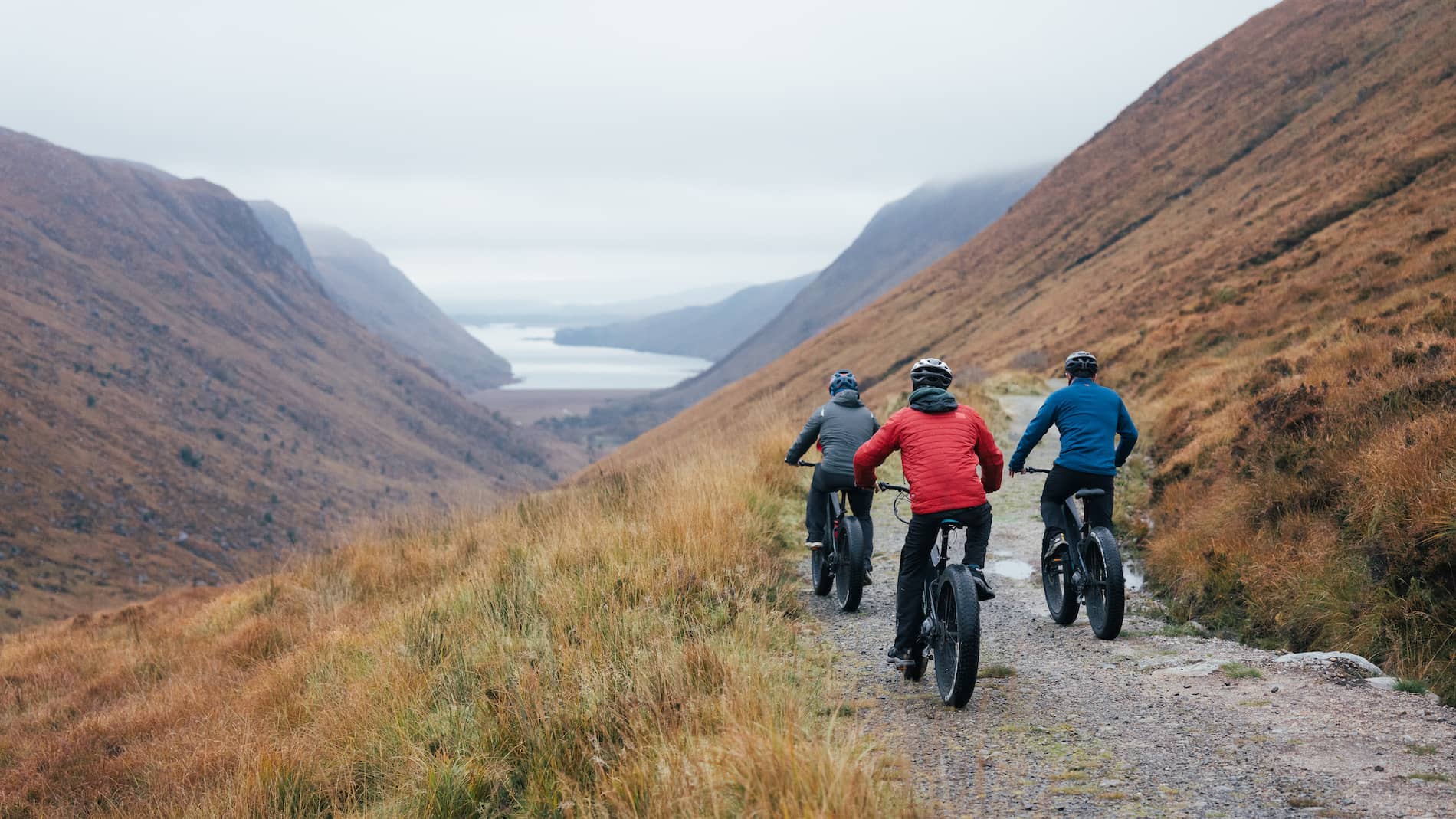 fyhwi-passion-poin-landing-atom-glenveagh-cyclists-donegal-wide