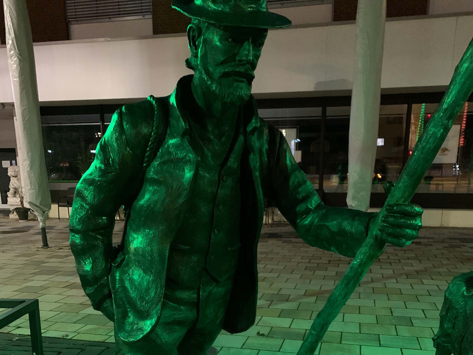 statue_hoevelhof