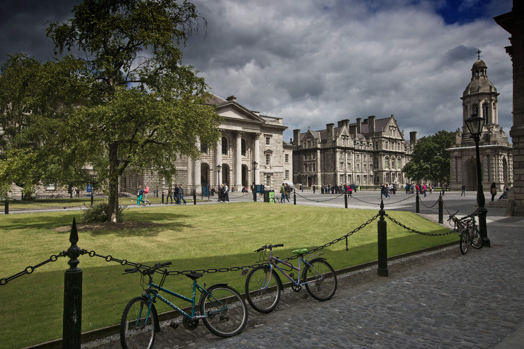 Dublin Trinity College Dublin01websize2500x1200px 1