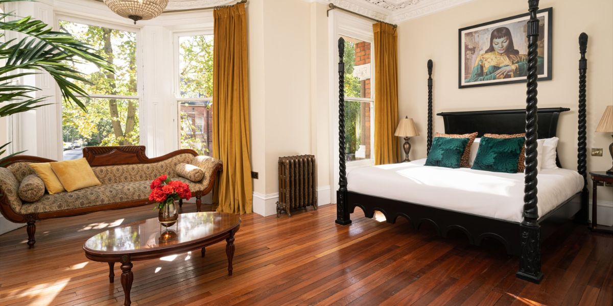 The Harrison Chamber of Distinction, Belfast