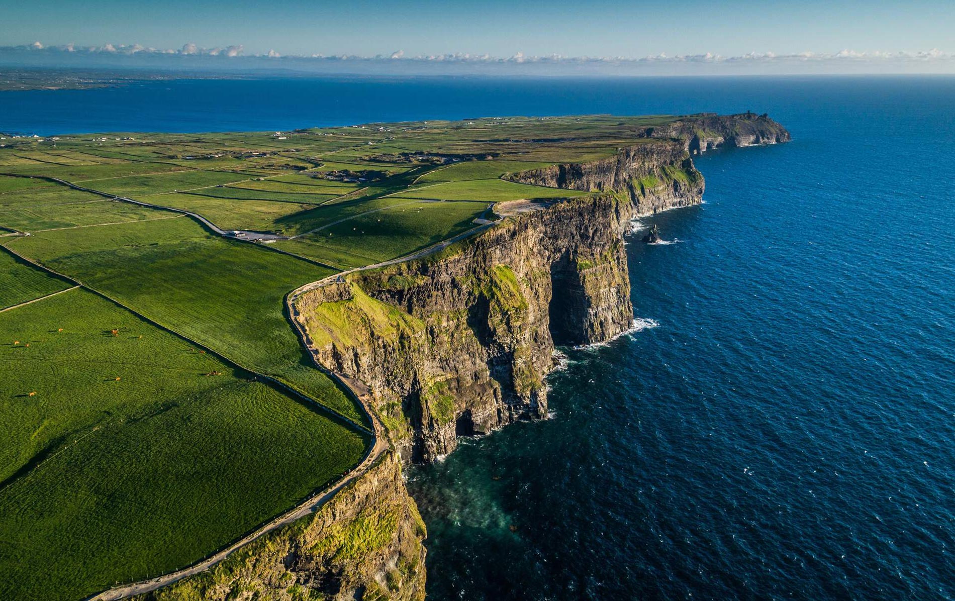 Ireland us. Ирландия туризм. Doolin Cave. Emerald Isle.