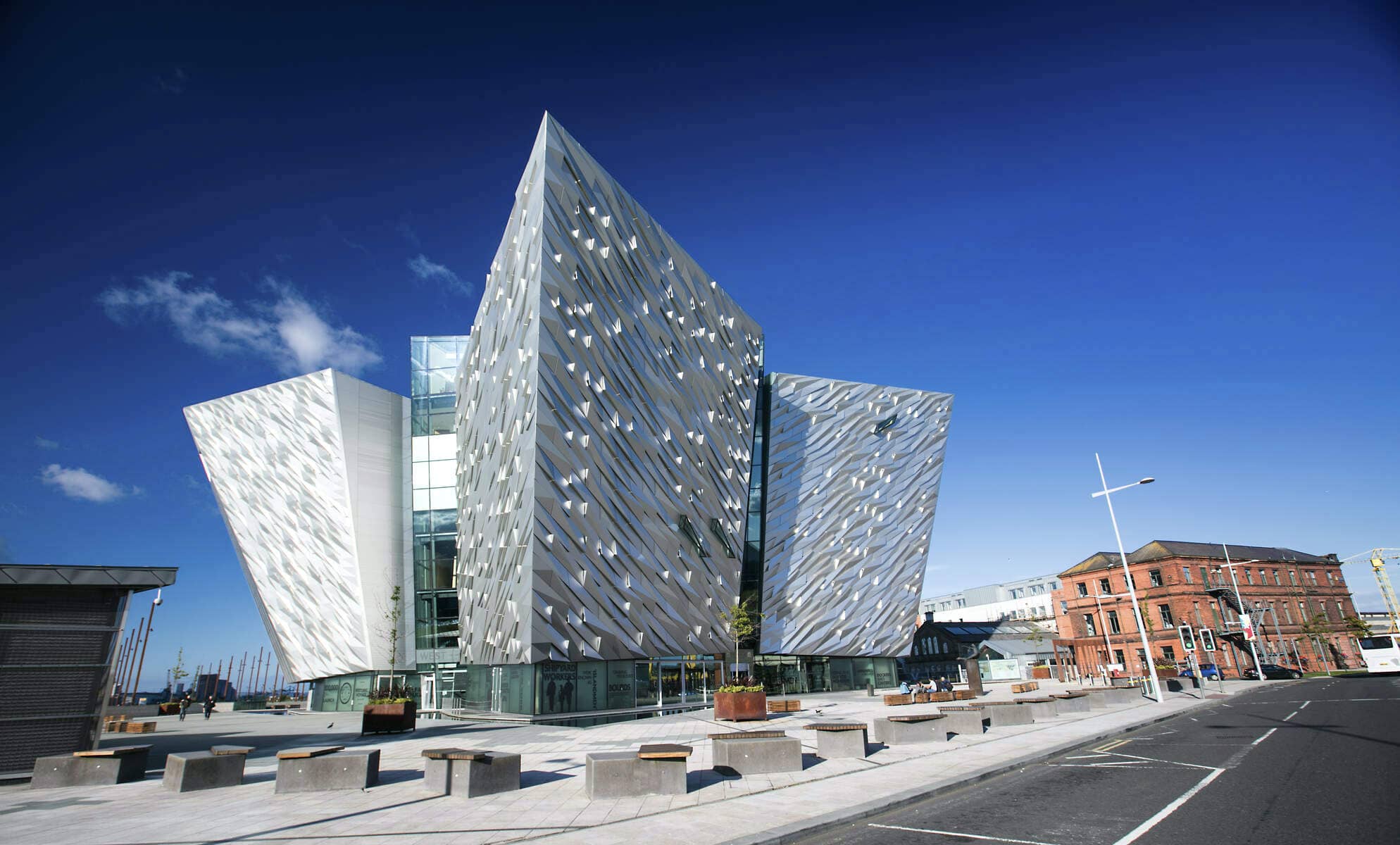 Belfast: Top 9 Attractions 