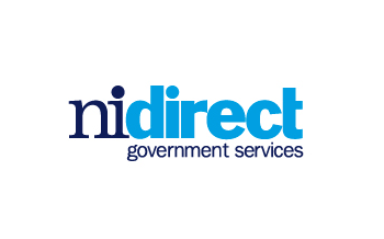 Le logo des services gouvernementaux nidirect en lettres minuscules bleu clair et bleu foncé sur fond blanc.