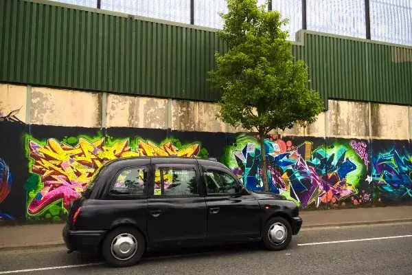 Three Day Black Cab Tour Package Belfast