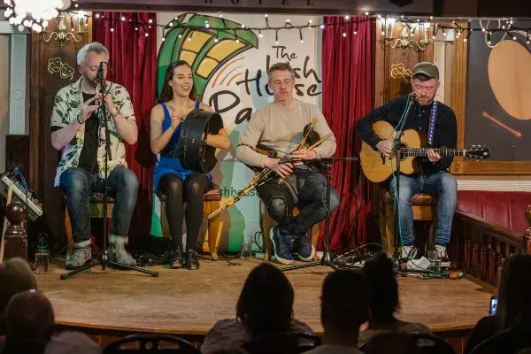 Dinner and Show in a Dublin Townhouse!