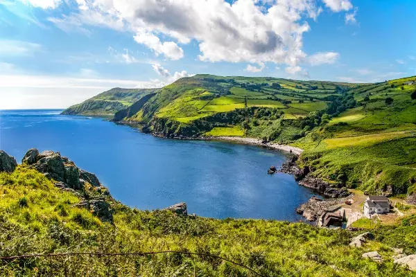 Explore Ireland by Rail with Railbookers!