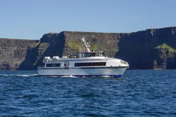 Galway: Aran Islands & Cliffs of Moher Cruise