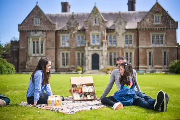 Explora el Este de Irlanda en Wells House