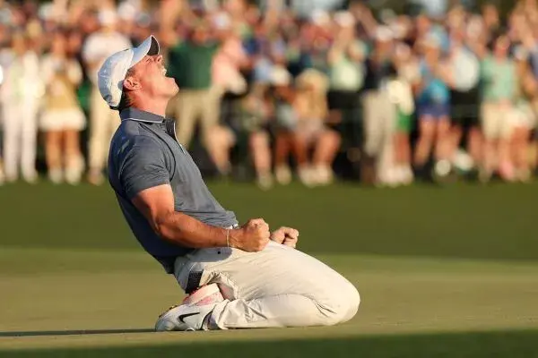 Rory Mcllroy Golf Package @ Harrison Hotel