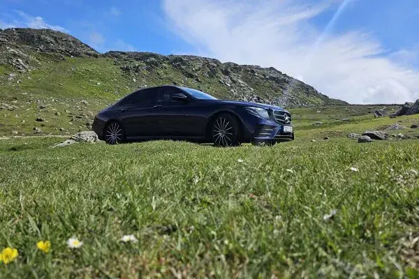 Private tours in a Luxury car