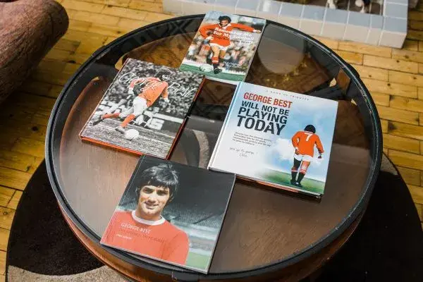 Verblijf in het huis van een voetballegende&excl;