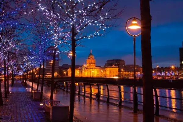 Begr&uuml;&szlig;e das neue Jahr in Dublin&excl;