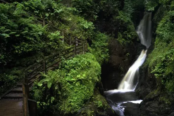 House of Britain&colon; Northern Discovery Tour 11d