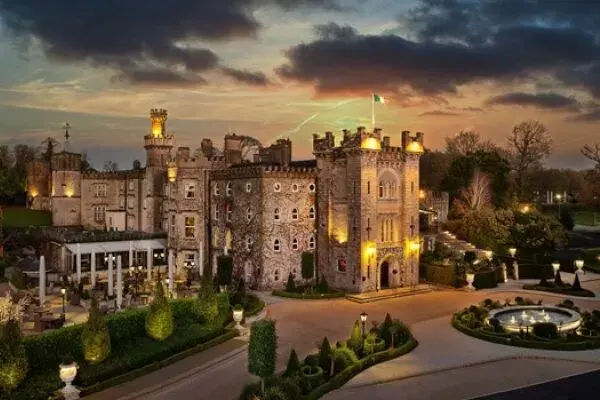 Luxury Castle Escape