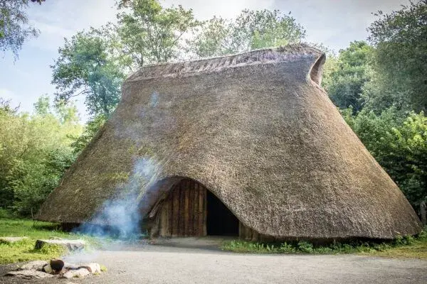 Guided tours included in admission