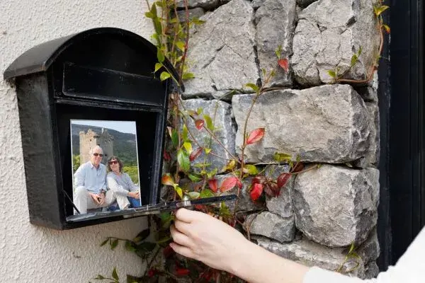 Take Fabulous Photos & Create a Real Postcard