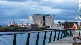 2005023IrelandcomV2ImageEBLandingBelfastweb