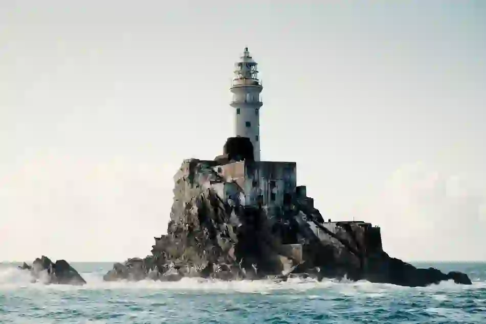 mizen-head-fastnet-lighthouse