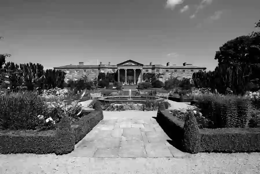 hillsborough-castle-gb-bw-hp
