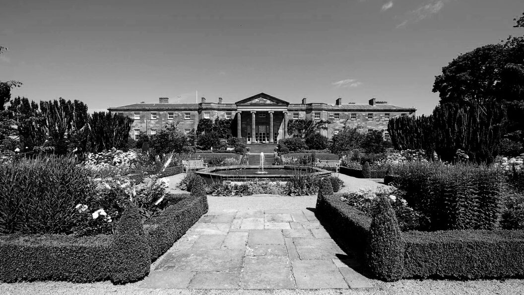 hillsborough-castle-gb-bw-hp