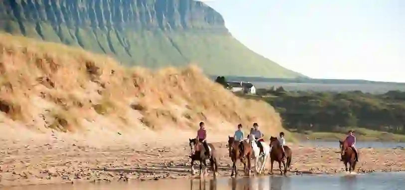 homepge-august-horse-riding-sligo-1