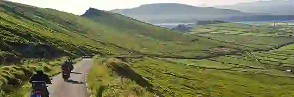 Motorbikes-on-the-Wild-Atlantic-Way