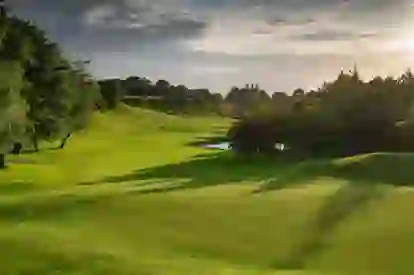 Esker Hills 7 green to tee 1 9372