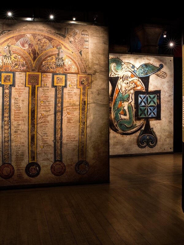 book-of-kells-bgv3