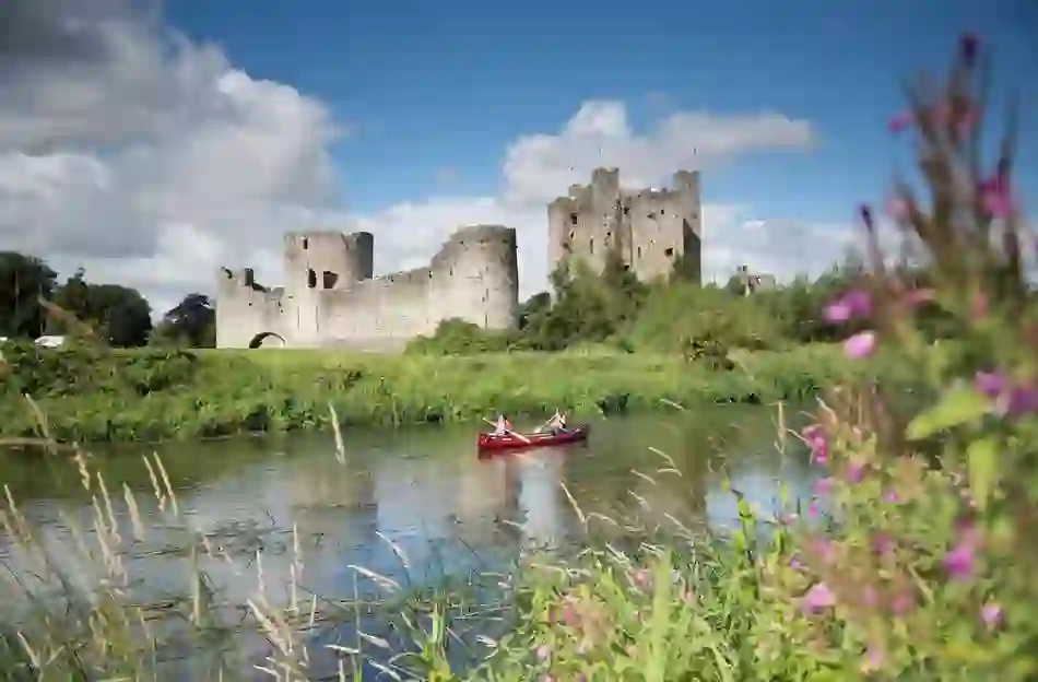 boyne-valley-kayakers-trim-castle-county-meath