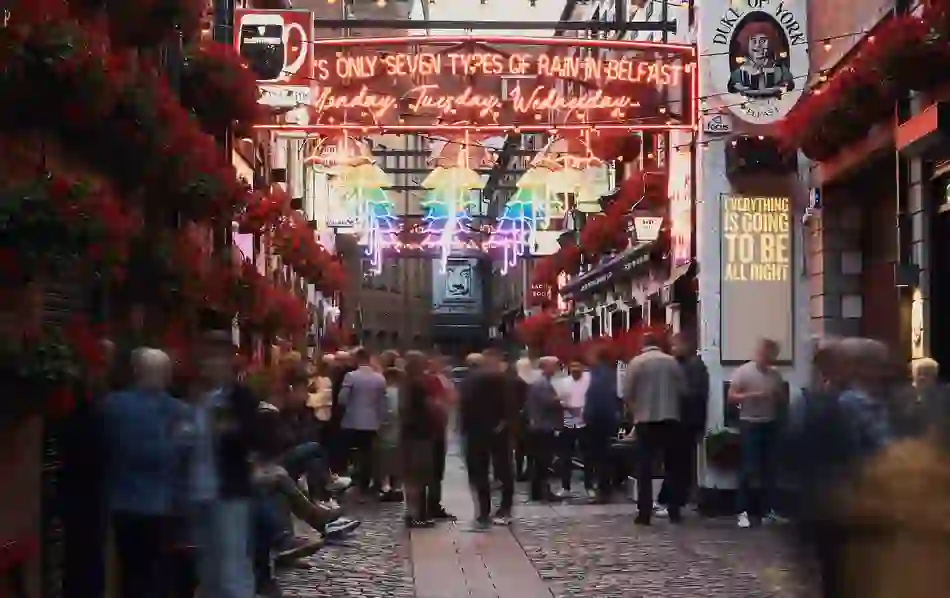 belfast city hall tours