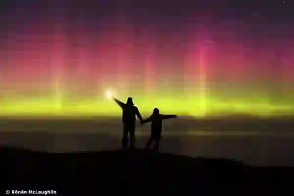 northern-lights-ronan-mclaughlin-malin-head-donegal
