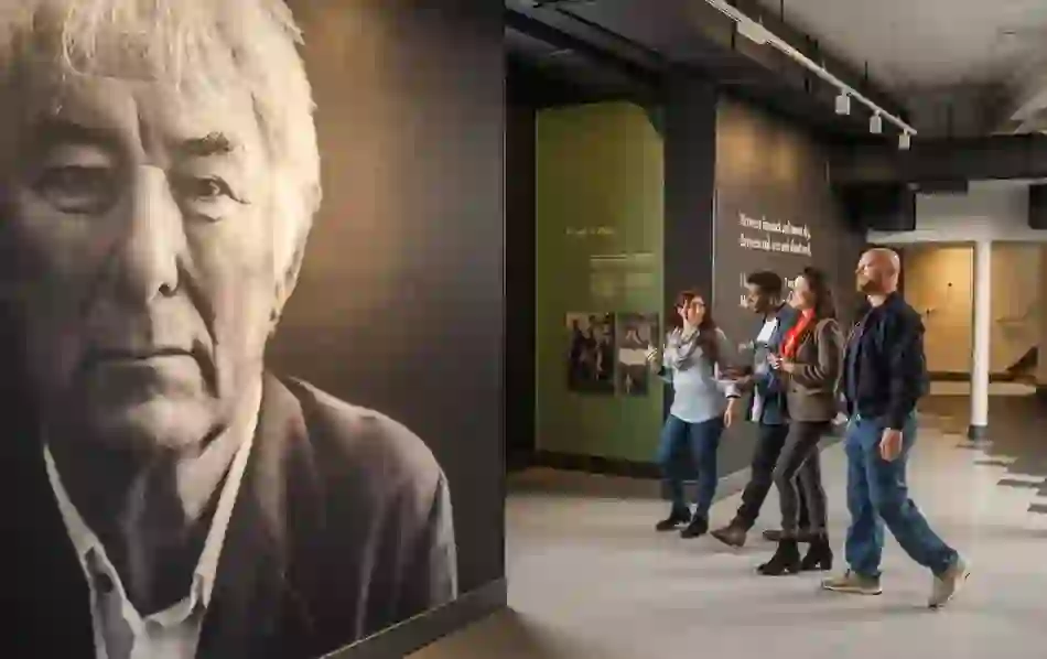 countylondonderry-seamusheaney-insetimage