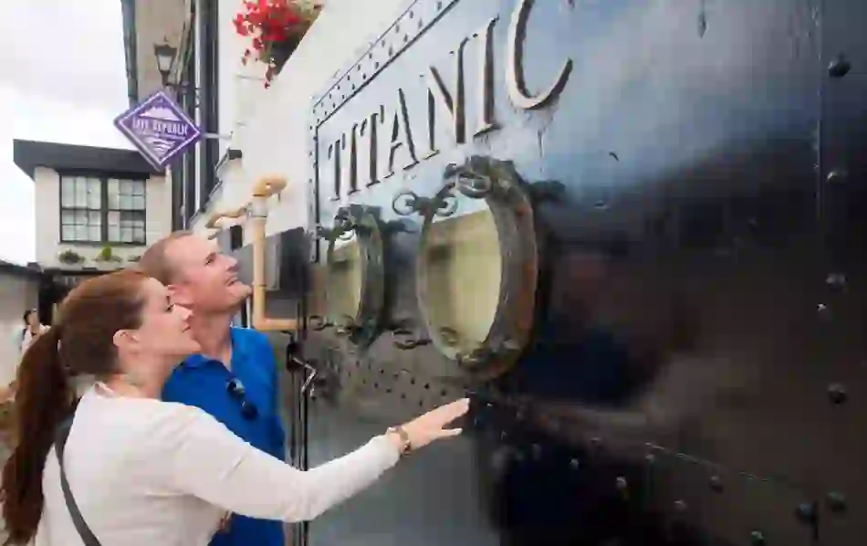 cobh-titanic-experience-image2