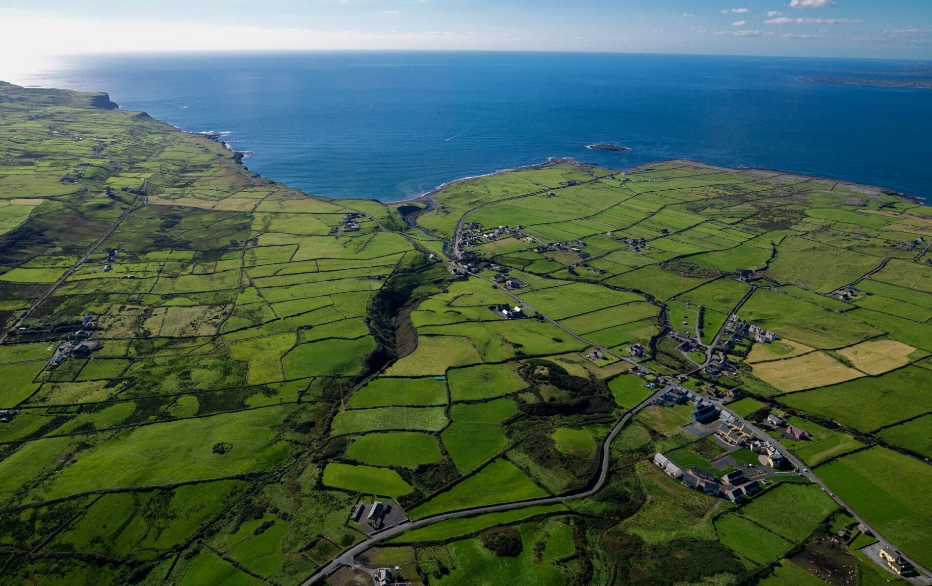 cliffs-of-moher-bg