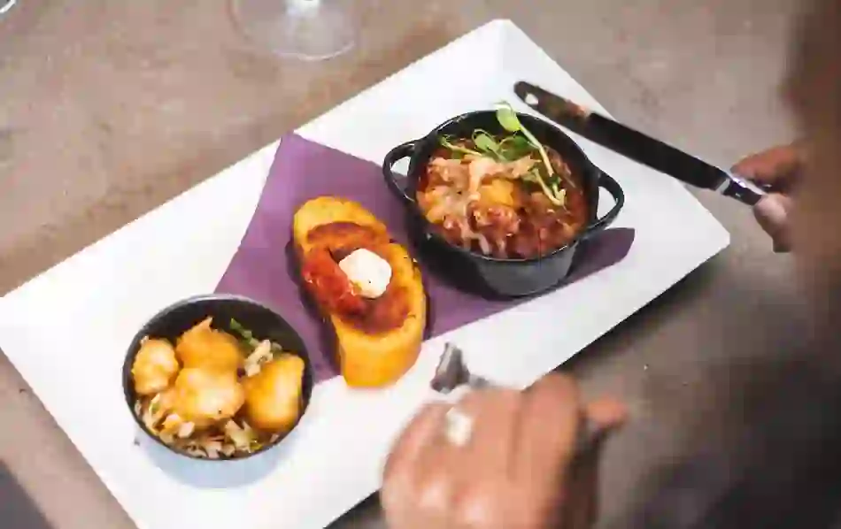 nifoodtour-toastthecoast