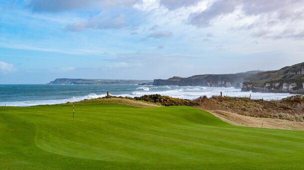 The graft and craft of the golf caddy