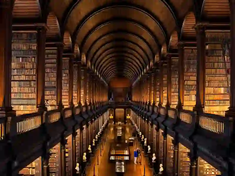 Long Room at Trinity College Dublinwebsize2500x1200px