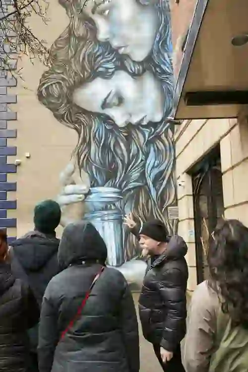belfaststreetart-couplemural