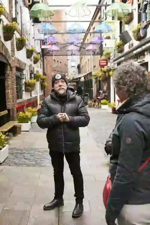 belfaststreetart-tourguide