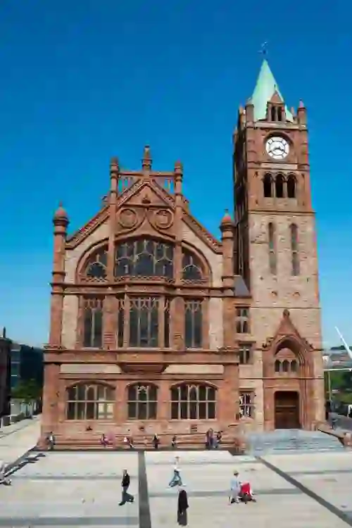 derrycycle-guildhall-portrait