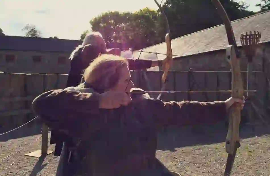 game-of-thrones-experiences-archery-castle-ward-down-hero