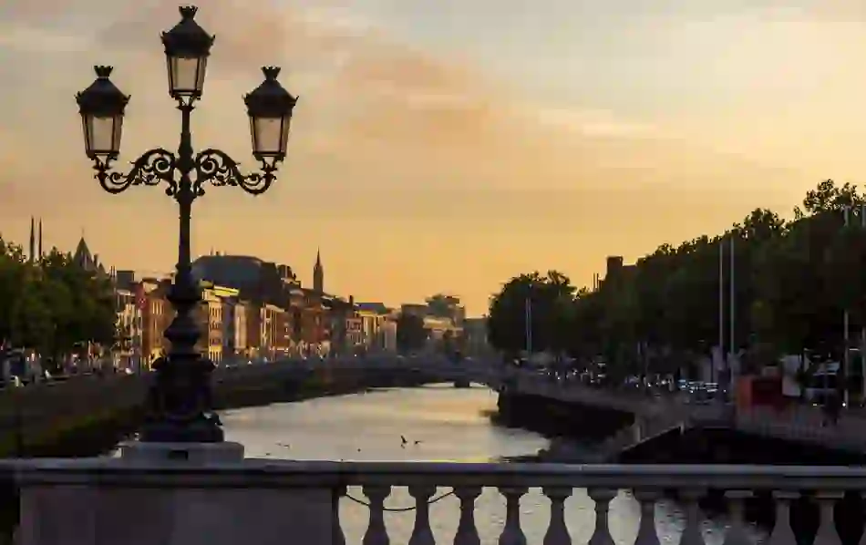 AntiValentines DayOConnell Bridge Dublin Cityherov1