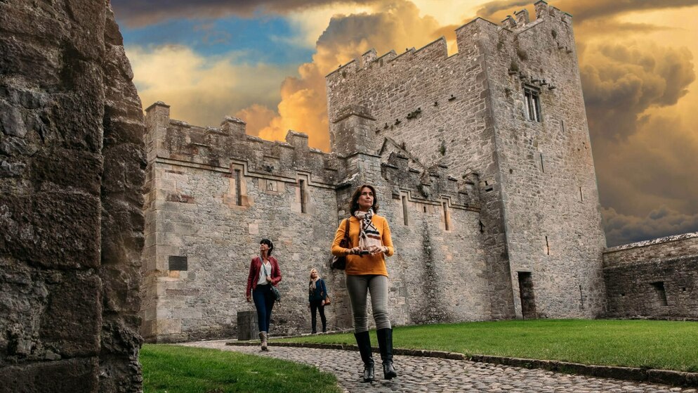 cahir-castle-county-tipperary-hero-v1