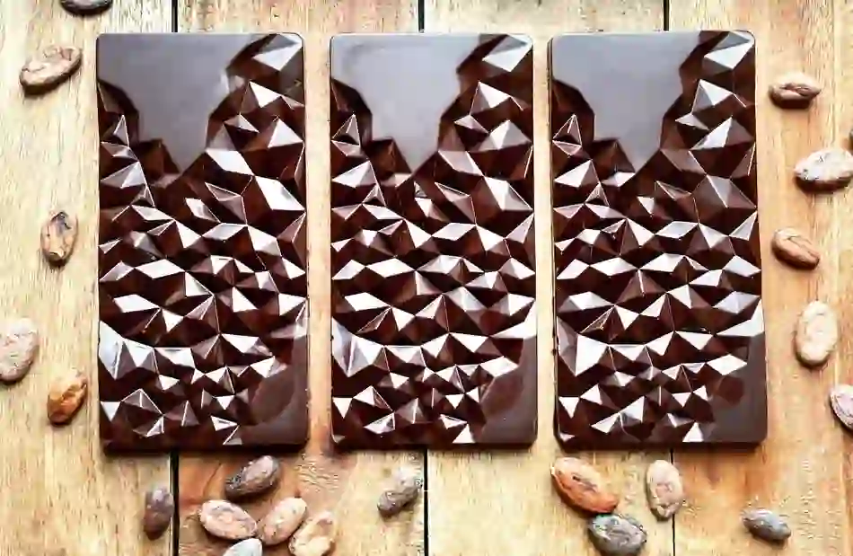 Artisan dark chocolate bars crafted by NearyNógs Chocolatiers in County Down, made from ethically sourced cacao beans.