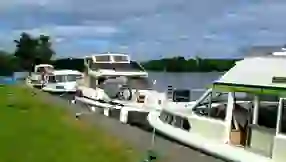 cruising-in-ireland-inspire-lough-key-carousel